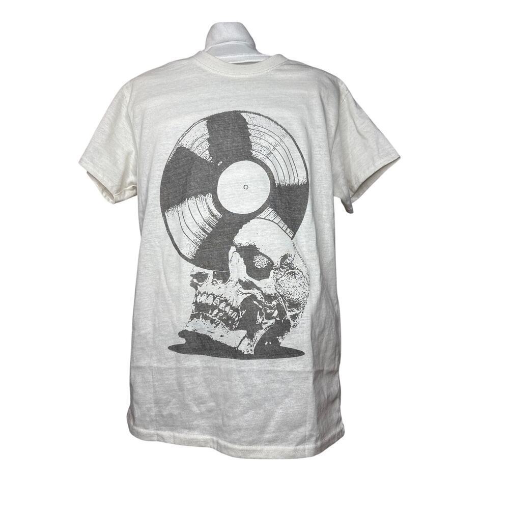 Baisco Brands Tee Size Small Skull Vinyl Graphic Band Style Shirt White Grunge
